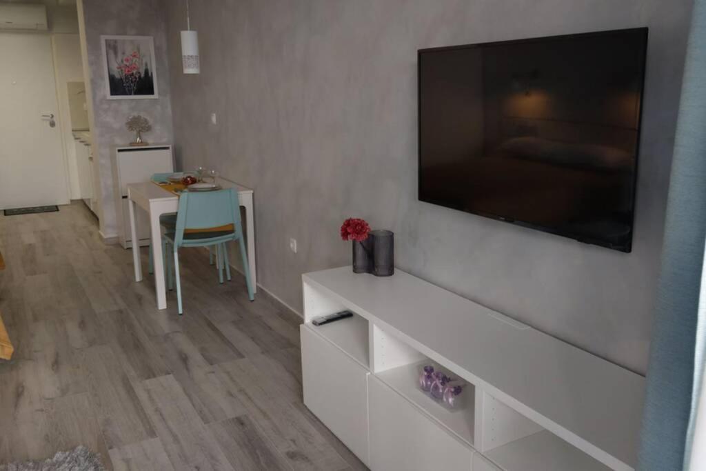 Maria, Modern Studio Apartment With Private Parking Дубровник Екстериор снимка